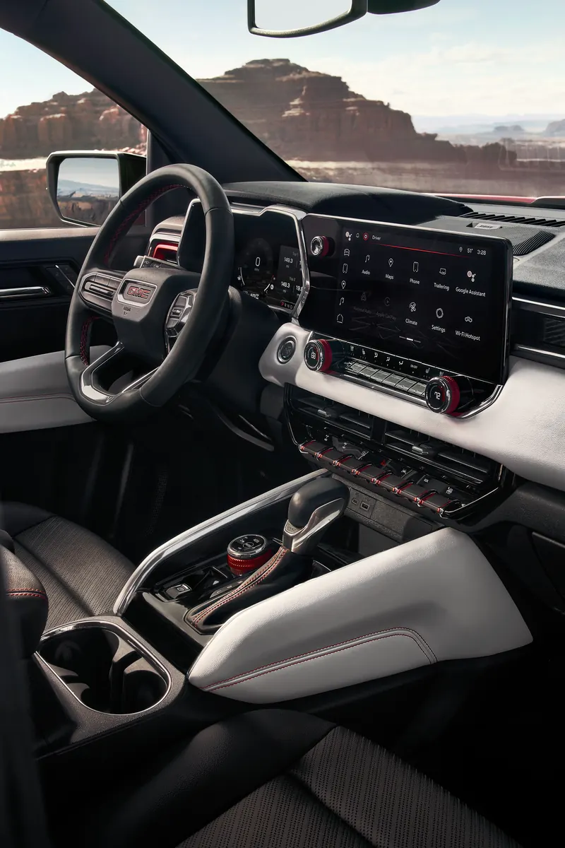 2026 GMC Canyon infotainment system at Caguas GMC in CAGUAS PR